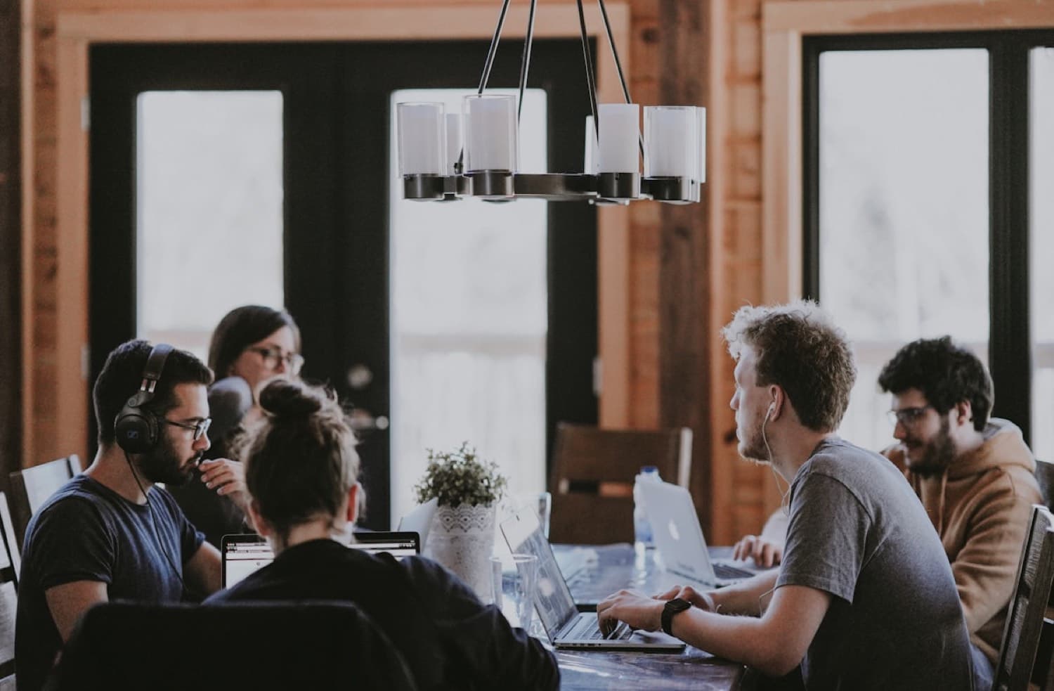Amazon sellers learning growth workflows together in a SellerCrush Academy session