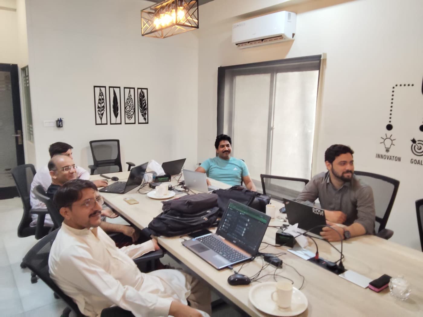 SellerCrush trainers and sellers working together on live accounts